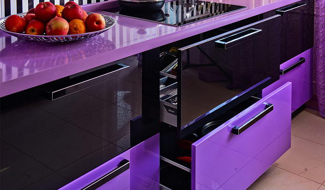 Фиолетовые кухни Кухня Фаворит 3 (Одри)