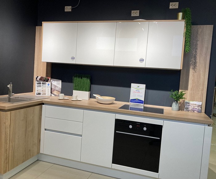 г. Санкт-Петербург, Комендантский пр., д.4, к.2а. 