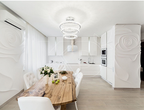 Белая  кухня в интерьере