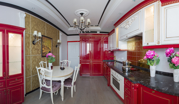 Красная кухня в Ростове-на-Дону