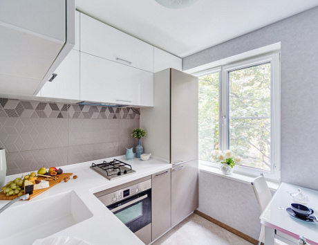 Серая кухня в Чите