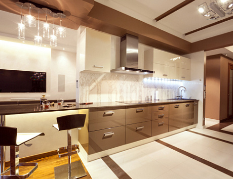 Коричневая кухня в Санкт-Петербурге