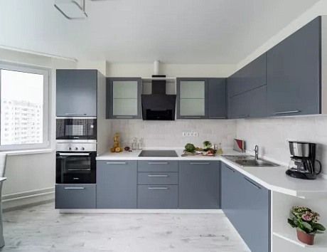 Серая кухня в Южно-Сахалинске