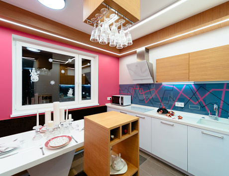 Коричневая кухня в Мурманске