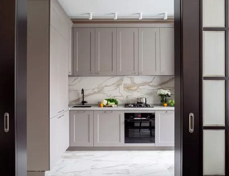 Коричневая кухня в Клину